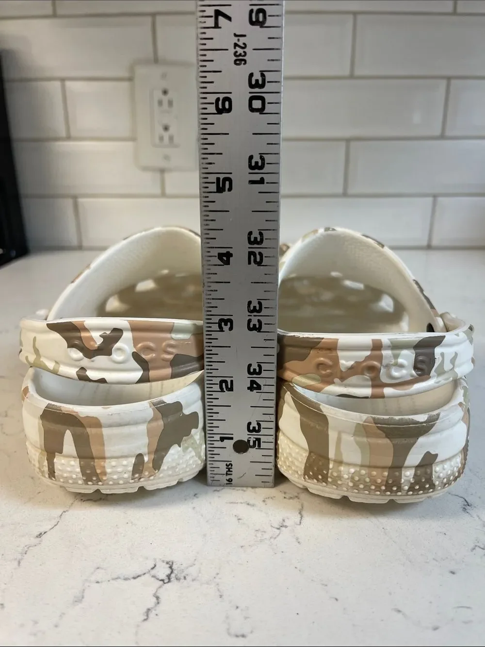 Crocs Classic Clog Camouflage Printing Beach 'White Camouflage' Mens 6 Women’s 8